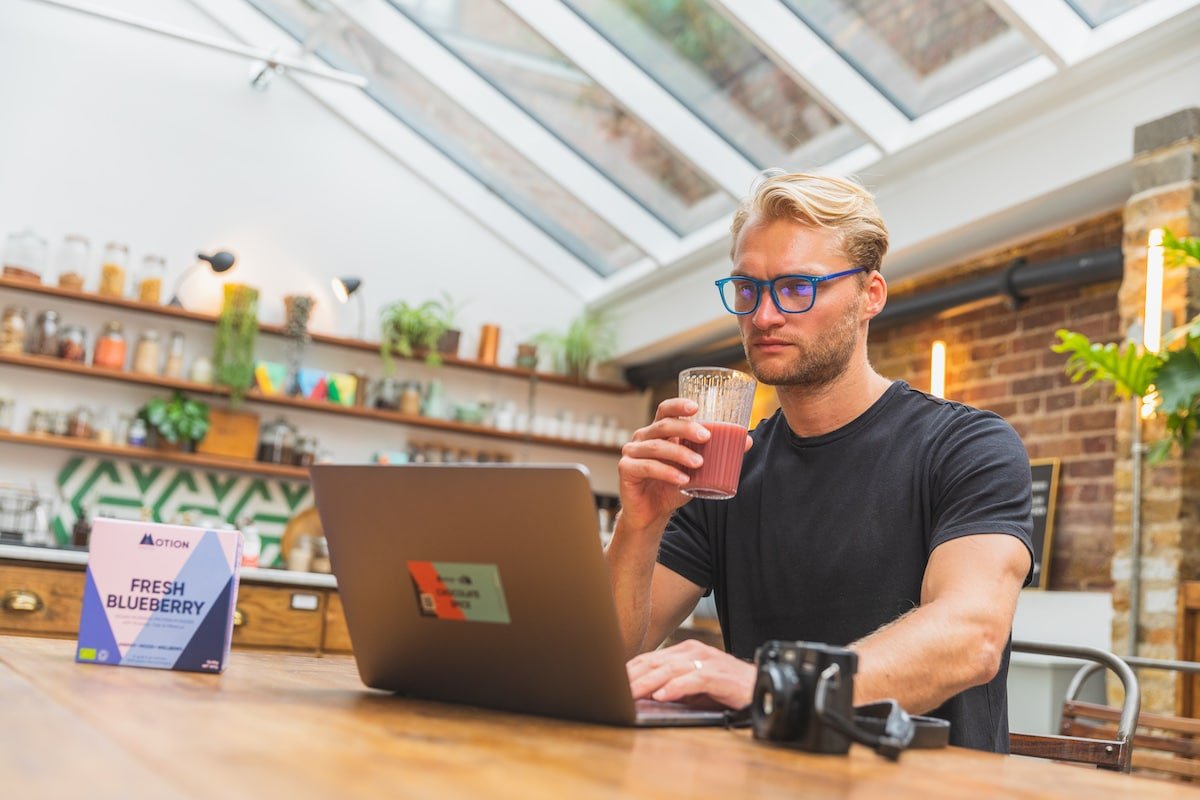 5 Essential Vitamins and Minerals to Keep your Brain Healthy | Motion Nutrition