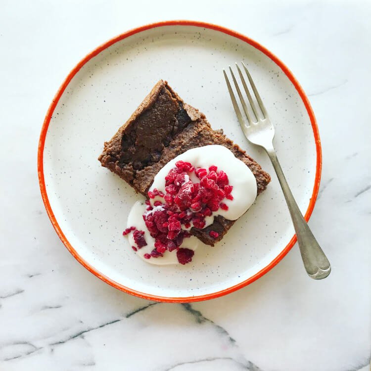 Healthy snack recipe: Chocolate Orange Brownies (high protein) | Motion Nutrition